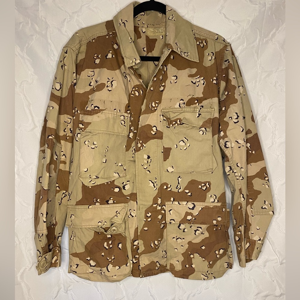 US Military Desert Storm Desert Chocolate Chip Camo Combat Coat Medium Regular